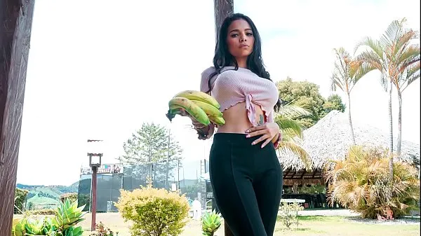 HD MAMACITAZ - Garcia - Sexy Latina Tastes Big Cock And Gets Fucked horní trubice