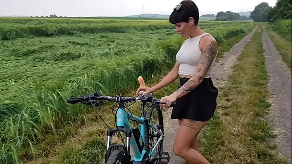 HD Premiere! Bicycle fucked in public horny top Tube