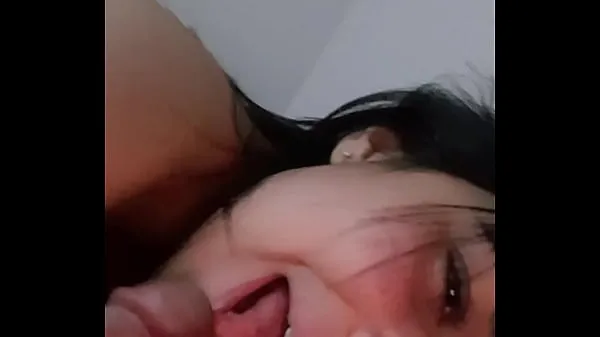 Ống HD GIVES ME GREAT BLOWJOB WHILE I EAT ALL HER PUSSY WHILE PUTTING HER IN MY FACE hàng đầu