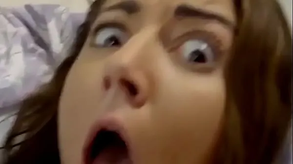 HD when your stepbrother accidentally slips his penis in yourr no-no الأنبوب العلوي