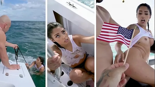 HD BANGBROS - Cuban Hottie, Vanessa Sky, Gets Rescued At Sea By Jmac bovenbuis
