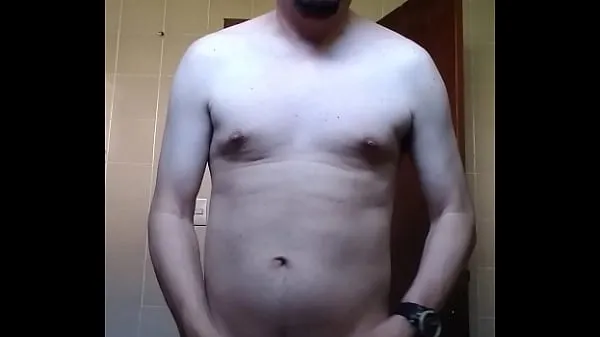 HD shirtless man showing off top Tube