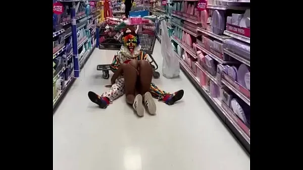 HD Clown gets dick sucked in party city top Tube