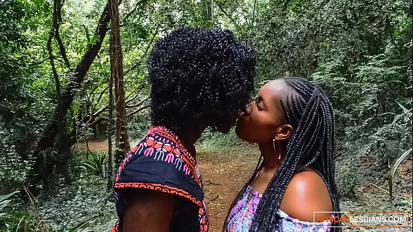 HD PUBLIC Walk in Park, Private African Lesbian Toy Play topprør