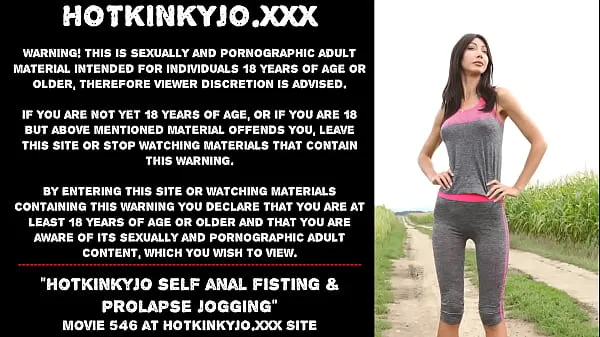 HD Hotkinkyjo self anal fisting & prolapse jogging toprør