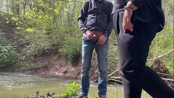 HD Sexy Horny Fat Stranger with a Gorgeous Ass at the Lakeside Jerking My Cock toprør